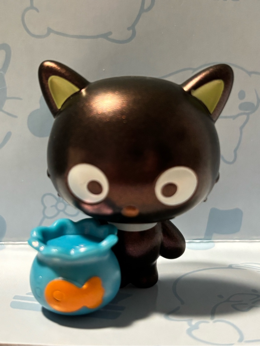 🐈⬛ Chococat Figurine with Blue Fish Bowl - Cute Sanrio Character
